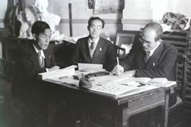 学校職員