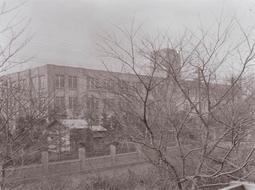 1920年代末の校舎本館