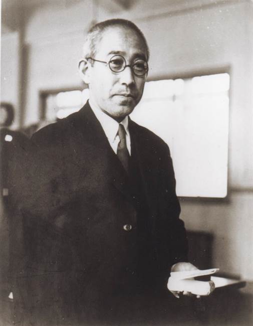 山川黙校長