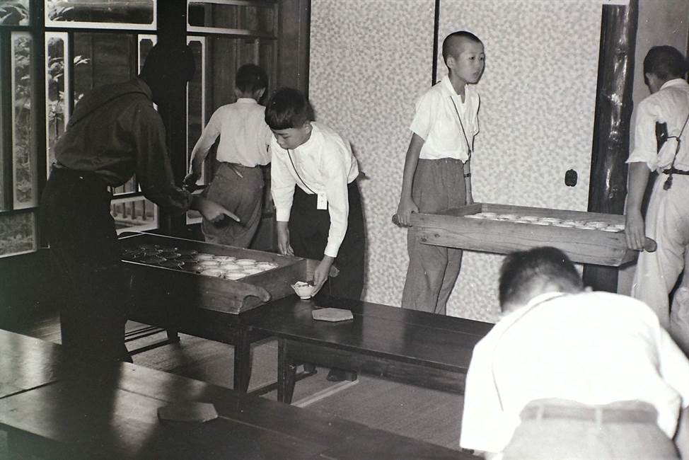 青山寮での生活・食事の準備