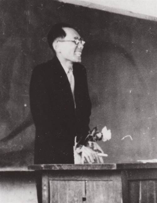 上田久教諭 1950年代から60年代の先生たち 武蔵写真館 根津育英会武蔵学園百年史