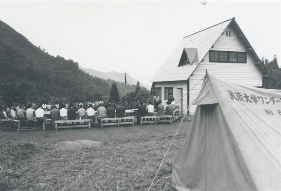 ワンダーフォーゲル部山小屋「星の小屋」