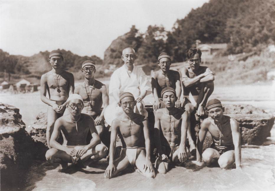 1943年鵜原での海浜学校