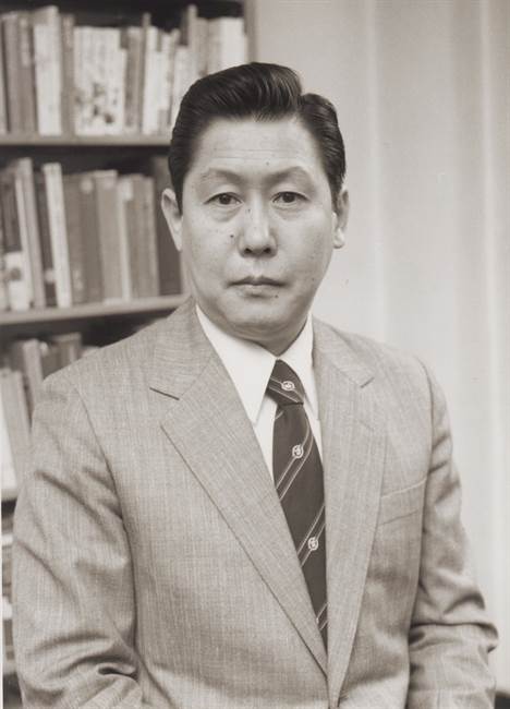 小原広忠学長