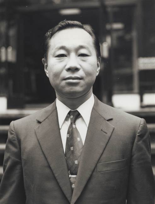 小林賢斉経済学部長