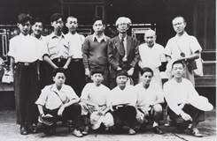 美術部と教職員